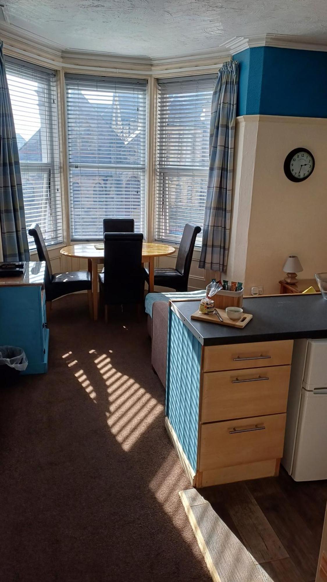 Morwenna Luxury Holiday Apartments Ландъндо Екстериор снимка