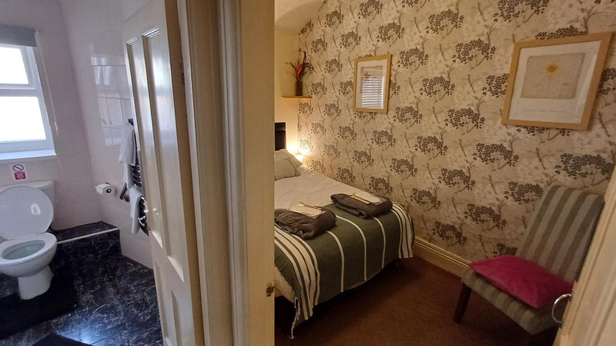 Morwenna Luxury Holiday Apartments Ландъндо Екстериор снимка