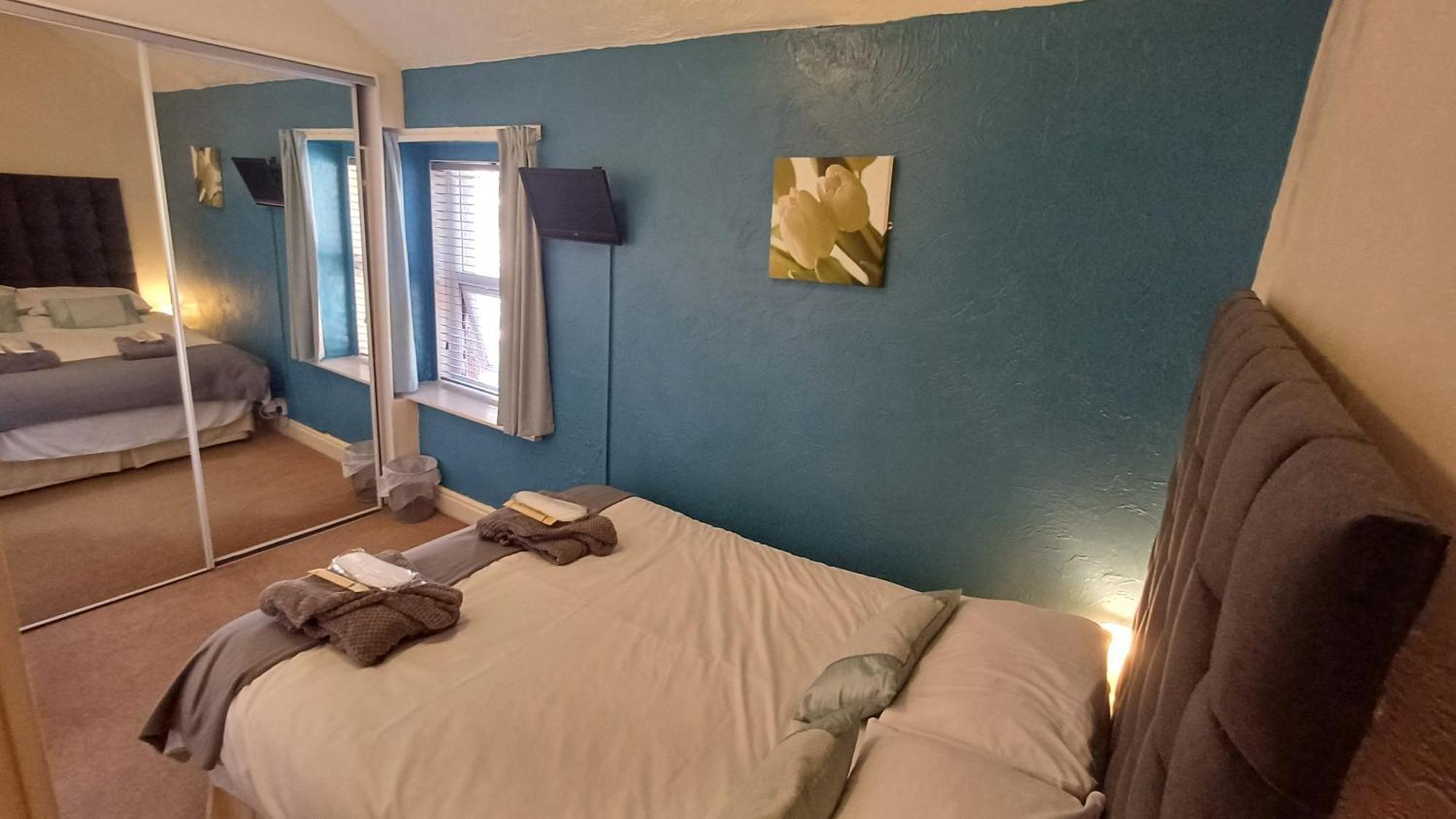 Morwenna Luxury Holiday Apartments Ландъндо Екстериор снимка