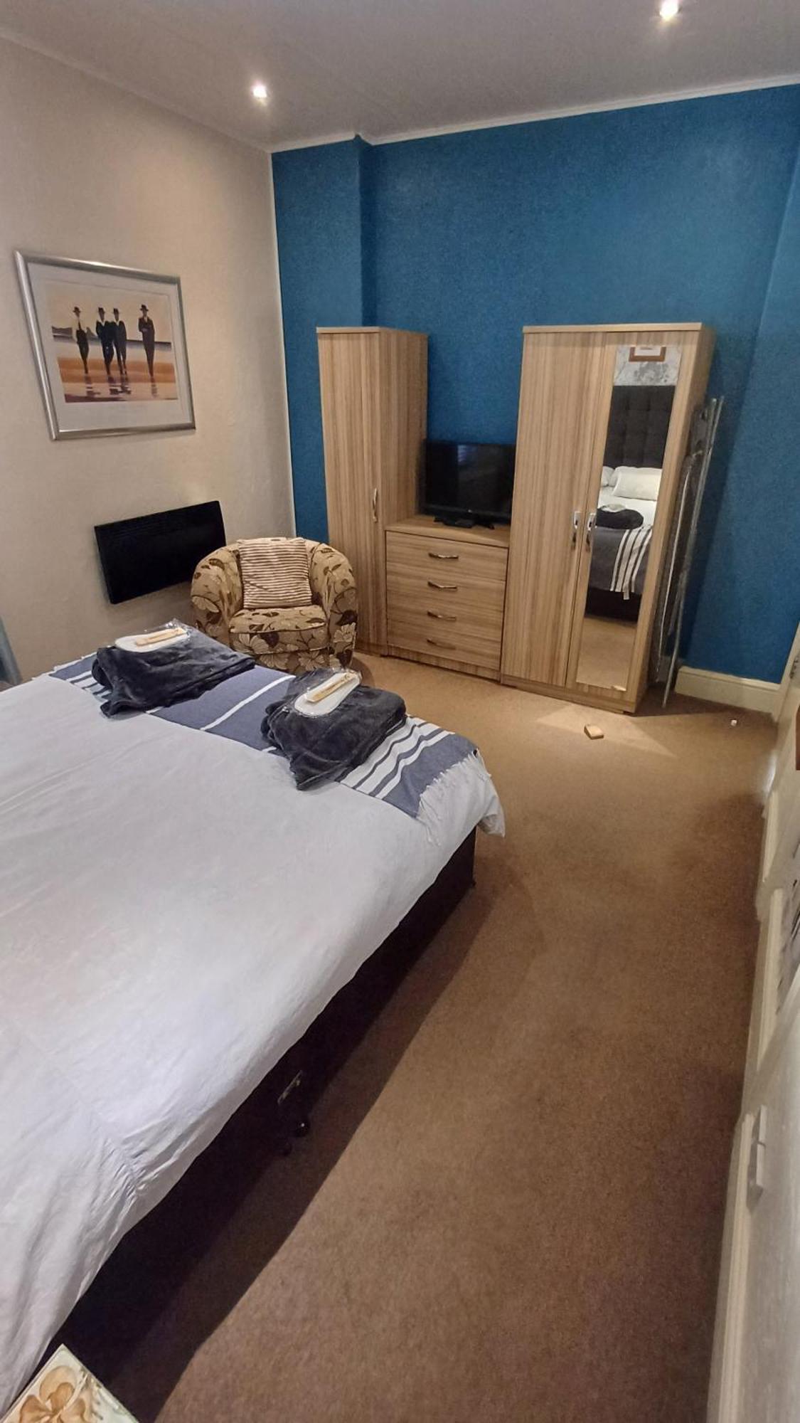 Morwenna Luxury Holiday Apartments Ландъндо Екстериор снимка